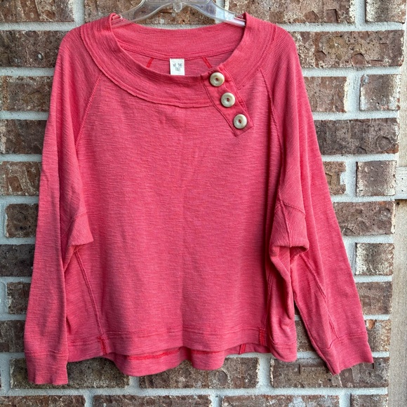 FREE PEOPLE We The Free Womens Dont Forget Me Pullover Shirt in Coral-Size Small - Picture 2 of 9